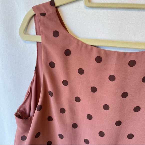 Torrid Sleeveless blouse 0X Mauve pink polka dot Layered chiffon tank top V-neck - Picture 6 of 6